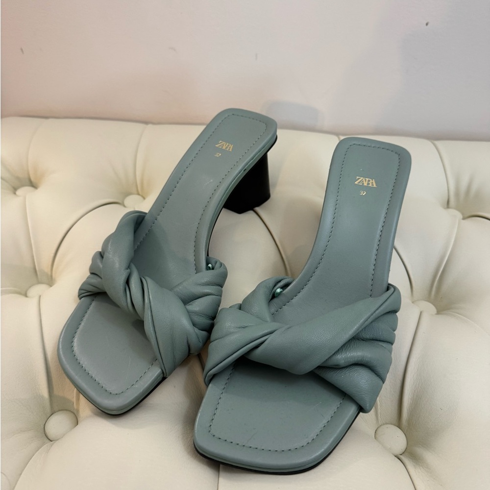 Zara Women's Teal Knotted Heels